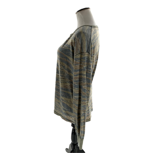 We The Free People Womens Arielle Printed Tiger Combo Pullover Tops Sz Small NEW - Picture 2 of 9